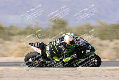 media/Dec-04-2025-Racers Edge (Thu) [[5ebc9f124d]]/3-B Group/5-Session 2 Turn 2 inside Speed Pans/